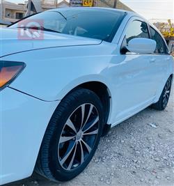 كرايسلر 200